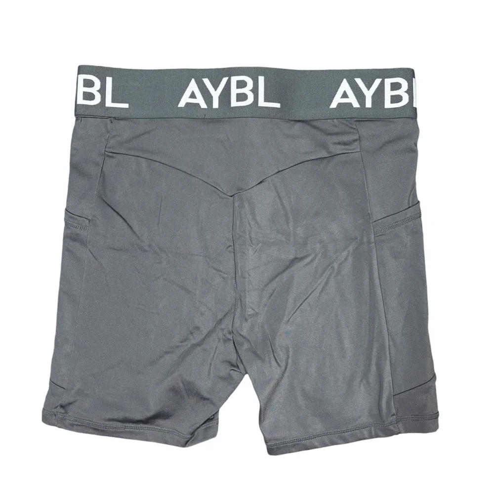 Women's AYBL Sports Bra & Shorts Set - Gray‎ - M